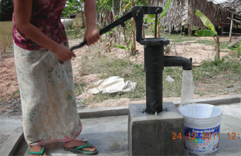 Friends of Massimo CIANFRINI (FAO, Rome-ITALY)2. Sambuo village. December,2011. Wells No.32